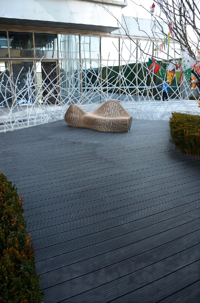 Bamboo Decking at Zhongnan Shangyue City in China