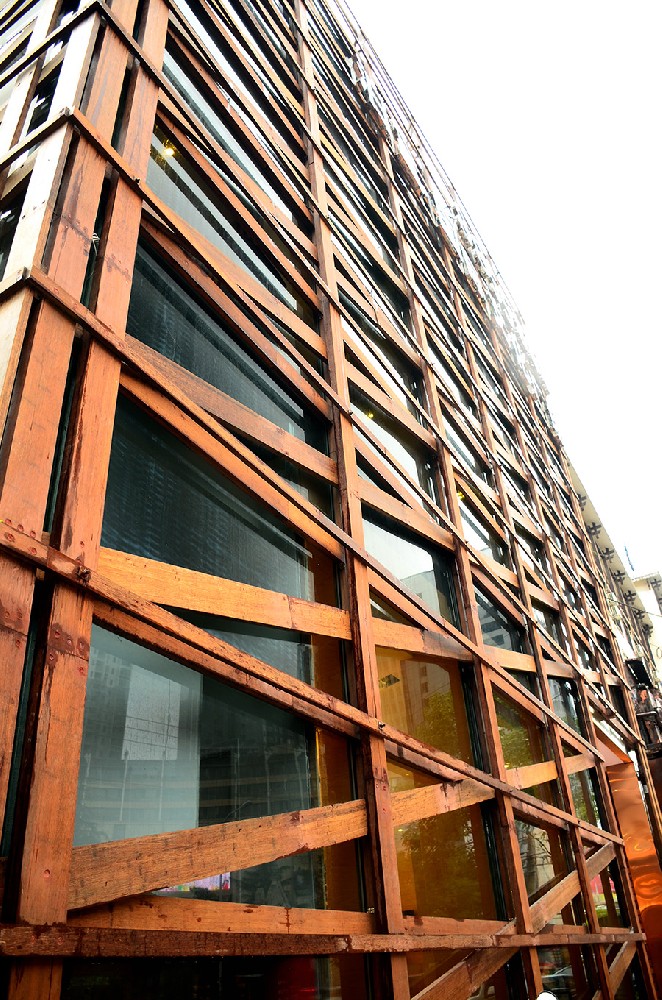 Pofu International Cultural Square Uses Outdoor Bamboo Beams