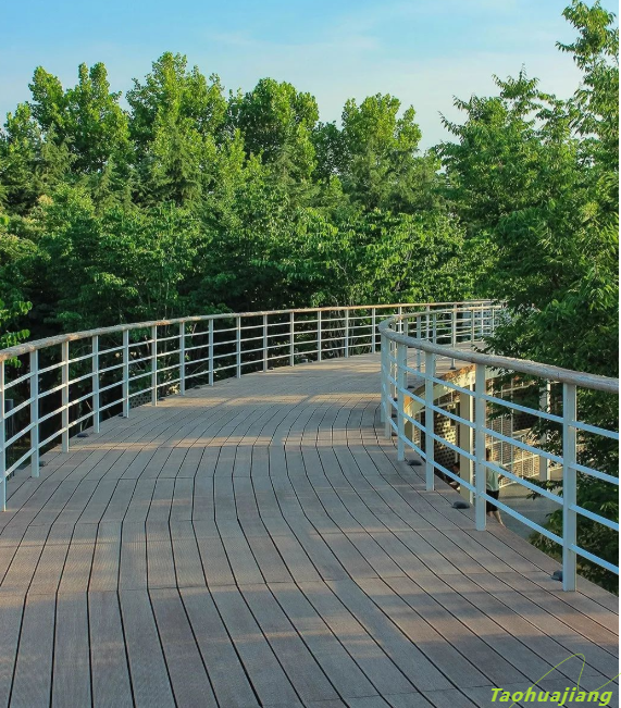 Bamboo Decking At The Waste Free Park In Xuchang